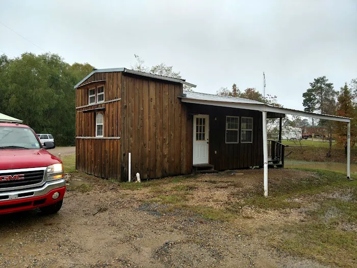 Pavilion RV Park Picture 8