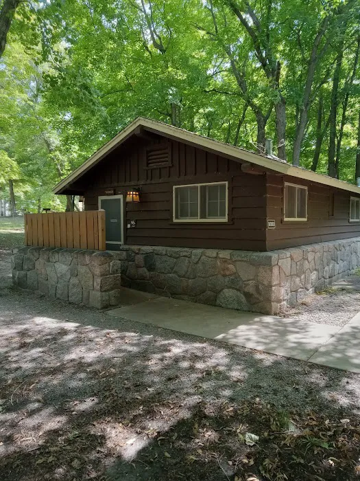 Lakeview group camp Picture 9