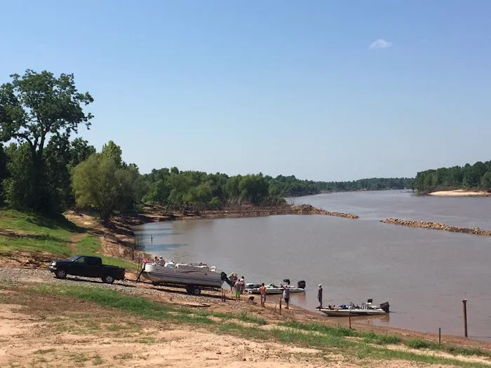 River Island RV Park Picture 3
