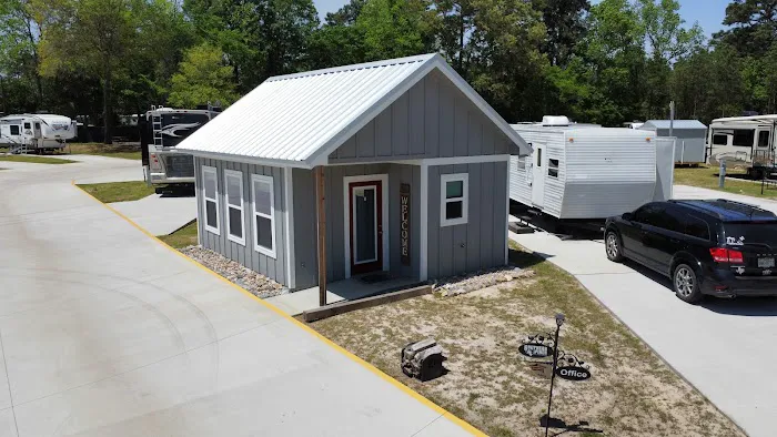 Southern Pines RV Campground Picture 4