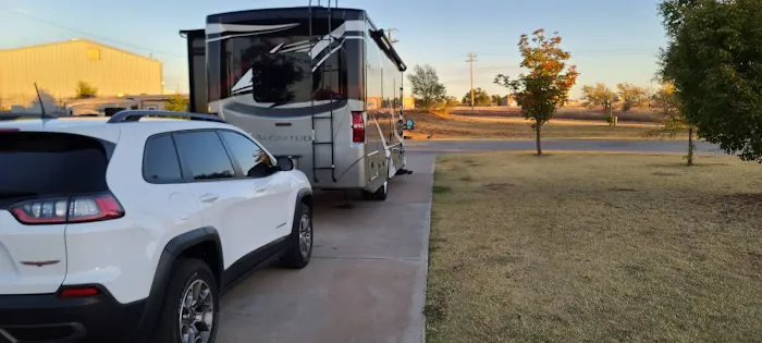 Hanks Trail RV Park Picture 3