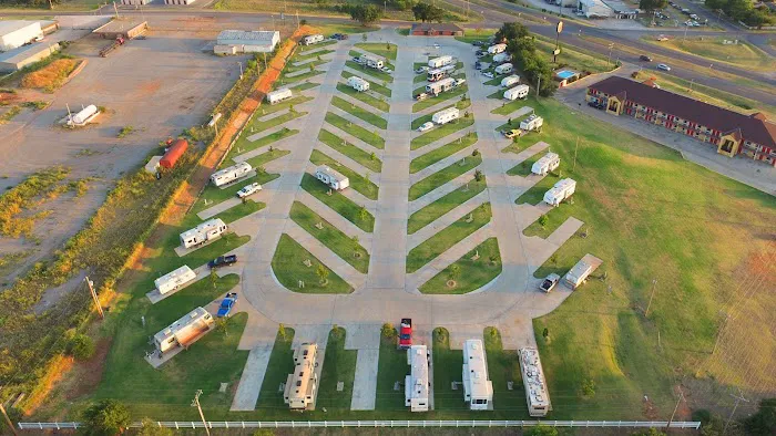 Hanks Trail RV Park Picture 2