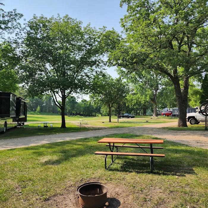 Oak Park kampground Picture 9