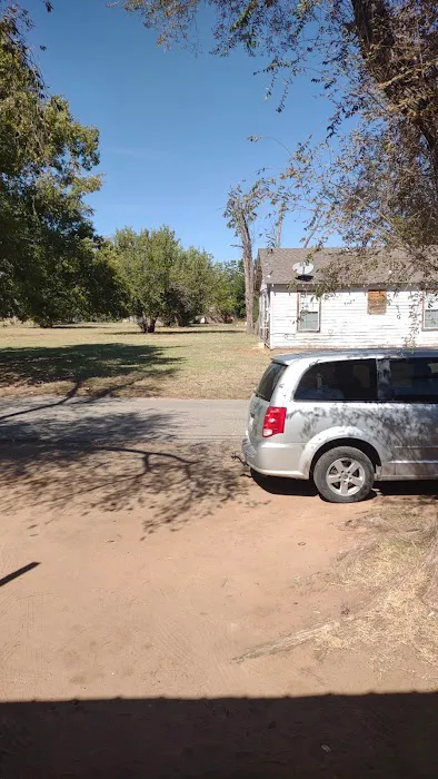 Lincoln Rv park Picture 3