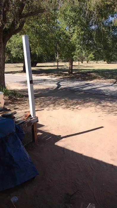 Lincoln Rv park Picture 7