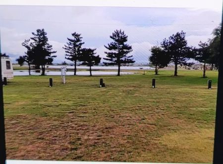 Artesian Lake RV Sites & Cabins