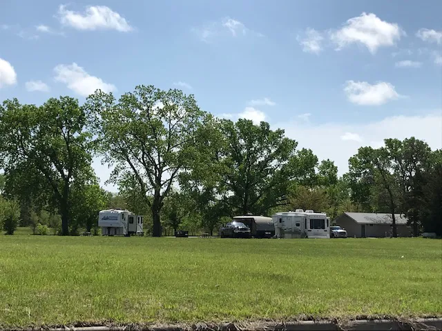 Cottonwood Grove RV Campground Picture 2