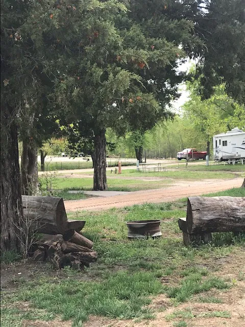 Cottonwood Grove RV Campground Picture 10