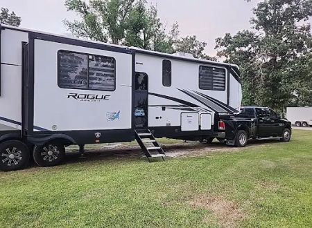Quiet Oaks RV Park
