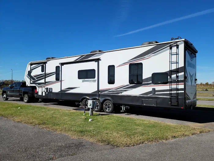 Lake Charles RV Resort by Rjourney Picture 3