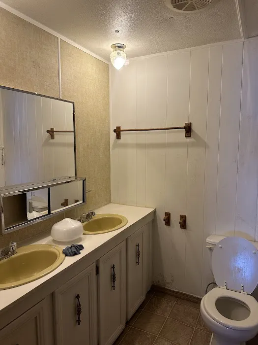 Honey Hill Mobile Home Park Picture 8
