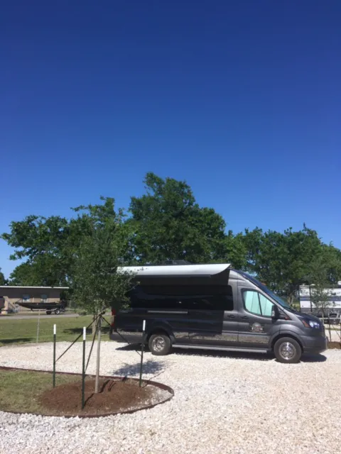 E Double H RV Park at Waco Lake Picture 4