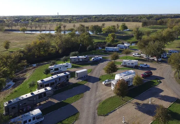 Flat Creek Farms RV Resort Picture 9