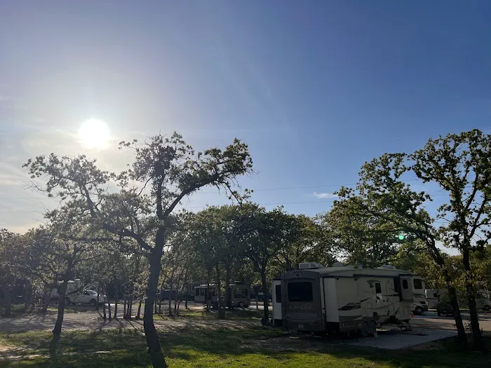 Big Oak Rv Resort Granbury Picture 8