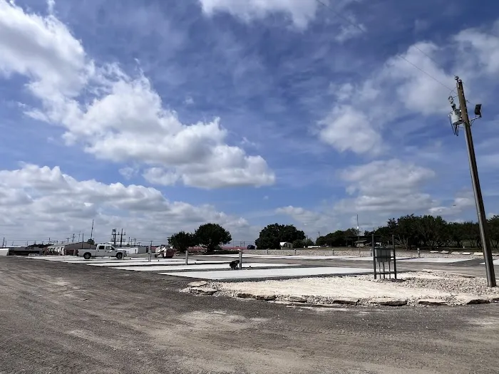 Lake Granbury RV Resort Picture 5