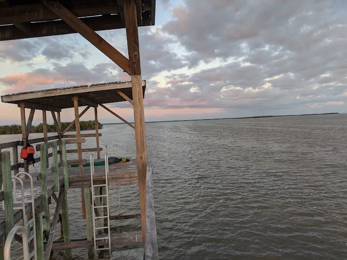 Shark Point Chickee Picture 6