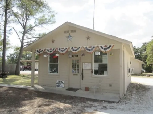 Midway Pines RV Park Picture 3