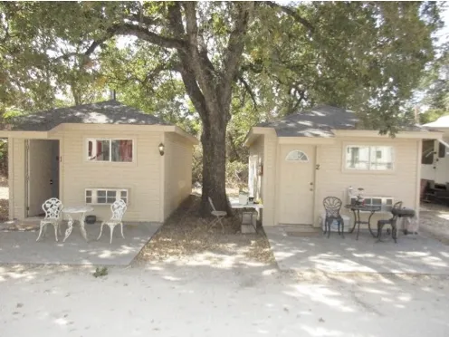 Midway Pines RV Park Picture 8