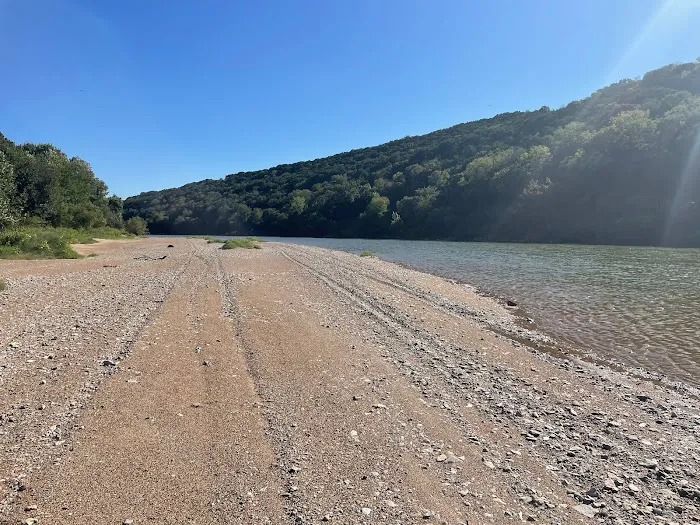 Brazos River Hideout Picture 5