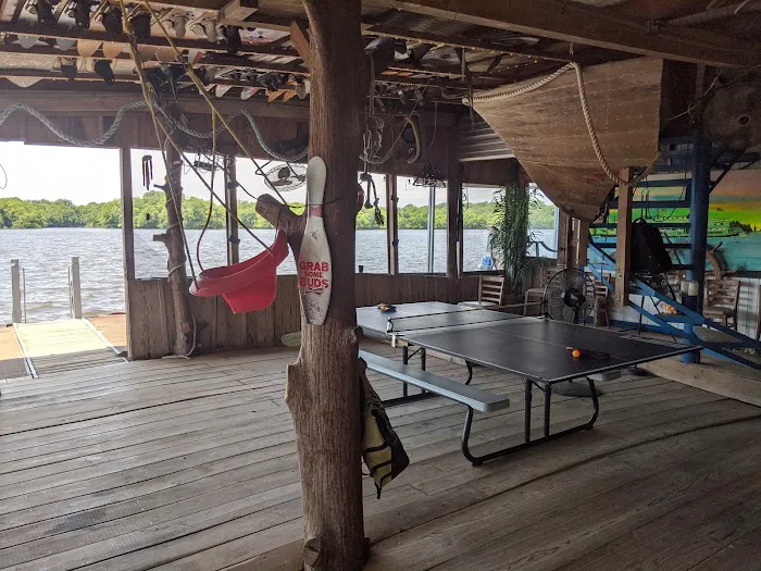 Joey's Moon Lake Marina Picture 5