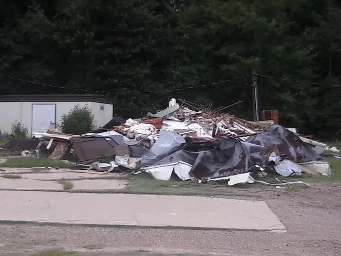 Sunshine Estates Mobile Home Park Picture 2