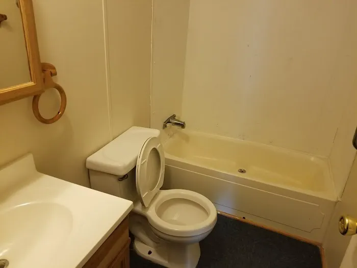 Edwards Pineridge Mobile Home Park Picture 5