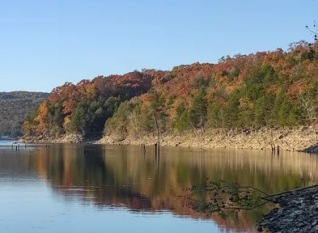 Holiday Island Camp Ground