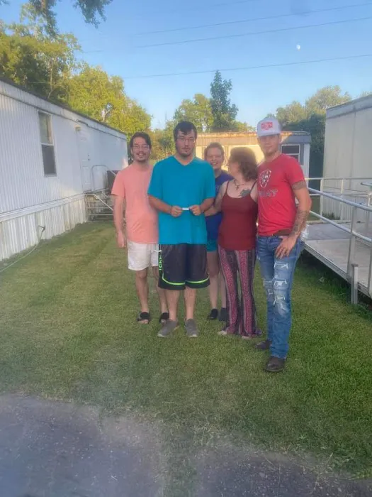 The Oaks Mobile Home & RV Park Picture 8
