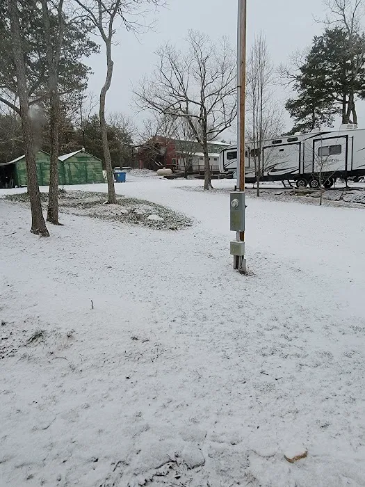 Beaver's Booty Campground Picture 5
