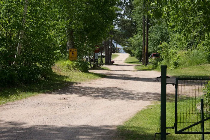 Swan Lake Campground & Resort Picture 9