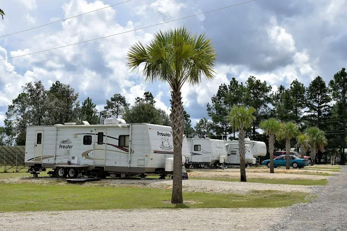 Pecan Acres RV Park Picture 7