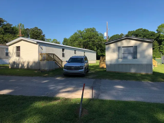 Cedar Ridge Mobile Home & RV Picture 1