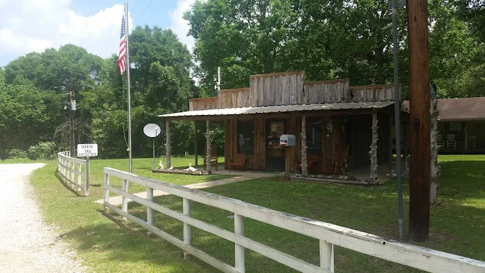 Paradise in Woodville RV Park Picture 1