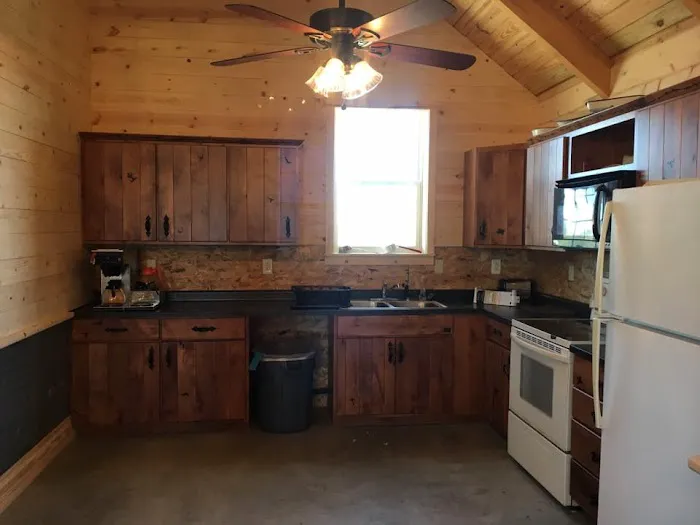 Lighthouse Landing RV Park & Cabins Picture 8