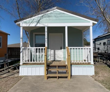 Cypress Bend RV Park