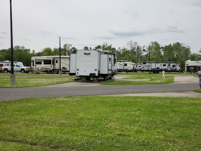 Cooling Springs RV Resort Picture 3