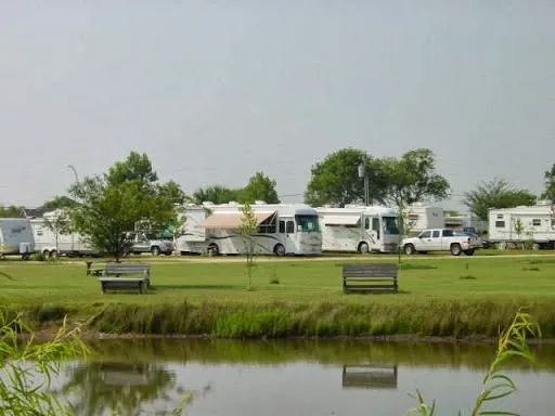 Quail Crossing RV Park Picture 2