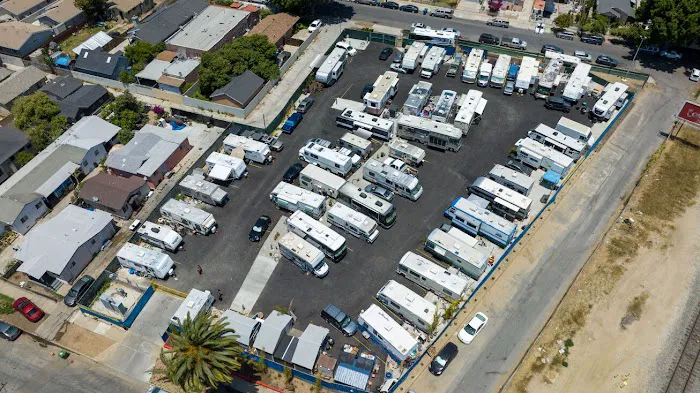 OCEANS 12 PARK RV Picture 2