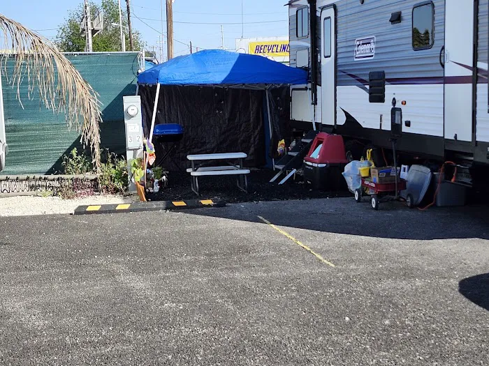 OCEANS 12 PARK RV Picture 8