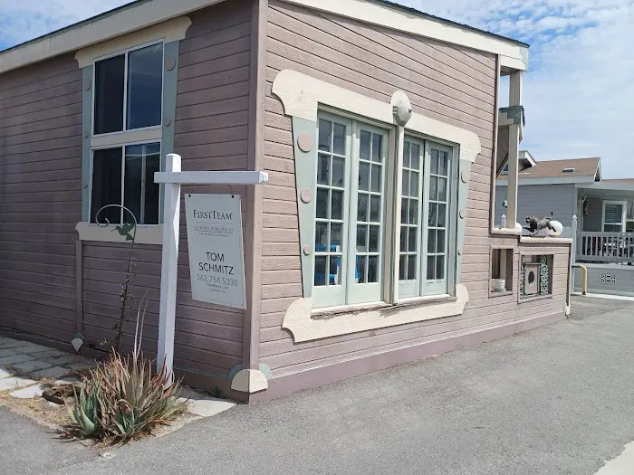 Belmont Shores Mobile Estates Picture 2
