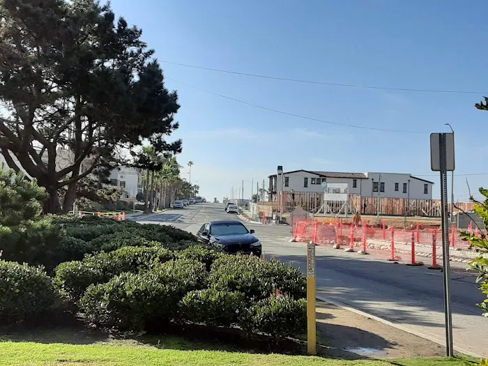 Seal Beach Shores Picture 6