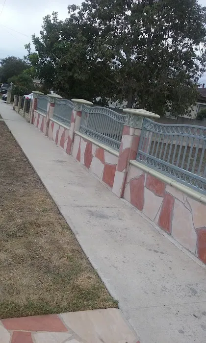Vera Carson Mobile Home Park Picture 7