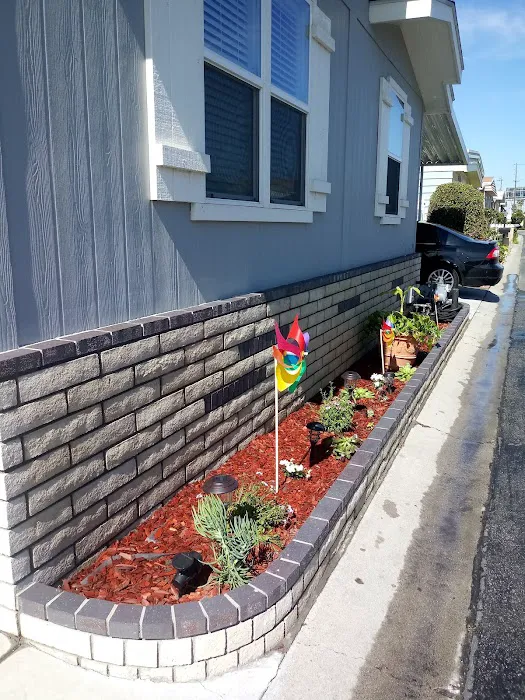 Harbor City Mobile Home Park Picture 6