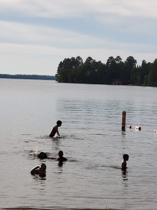 Wakemup Bay Campground Picture 3