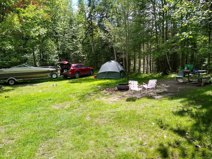 Wakemup Bay Campground Picture 5