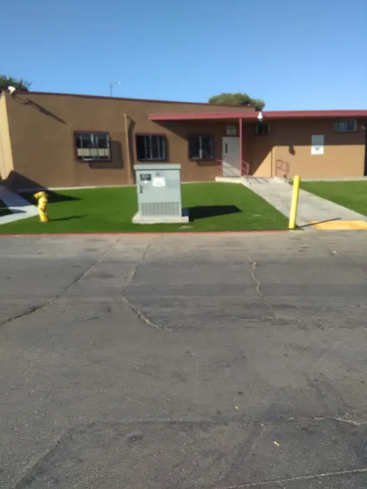 El Rey Trailer Plaza Picture 6