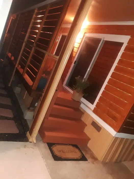 Broadway Trailer RV Park Picture 2