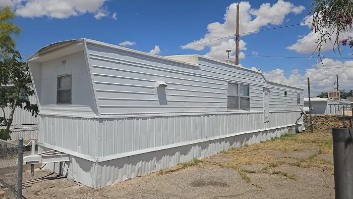 Willows Mobile Home Park Picture 2