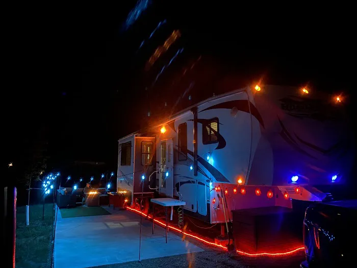3 Sons RV Park Picture 10