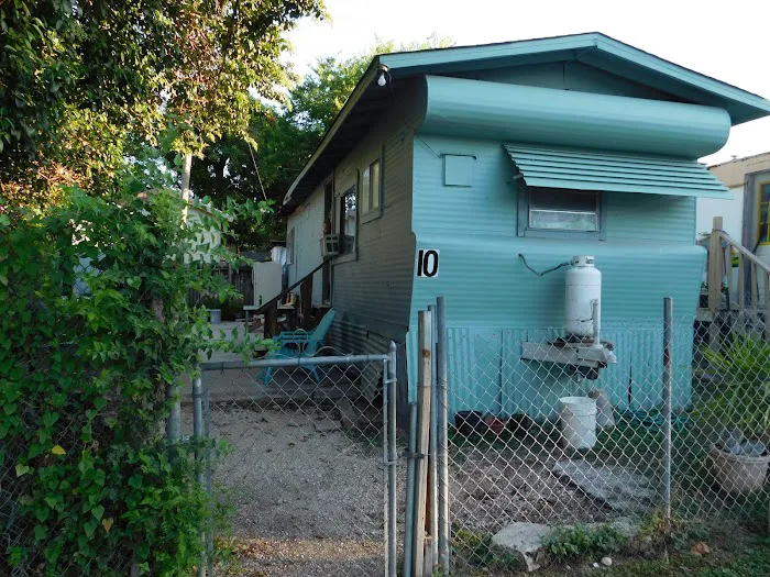 Riverside Terrace Manufactured Home Community Picture 1
